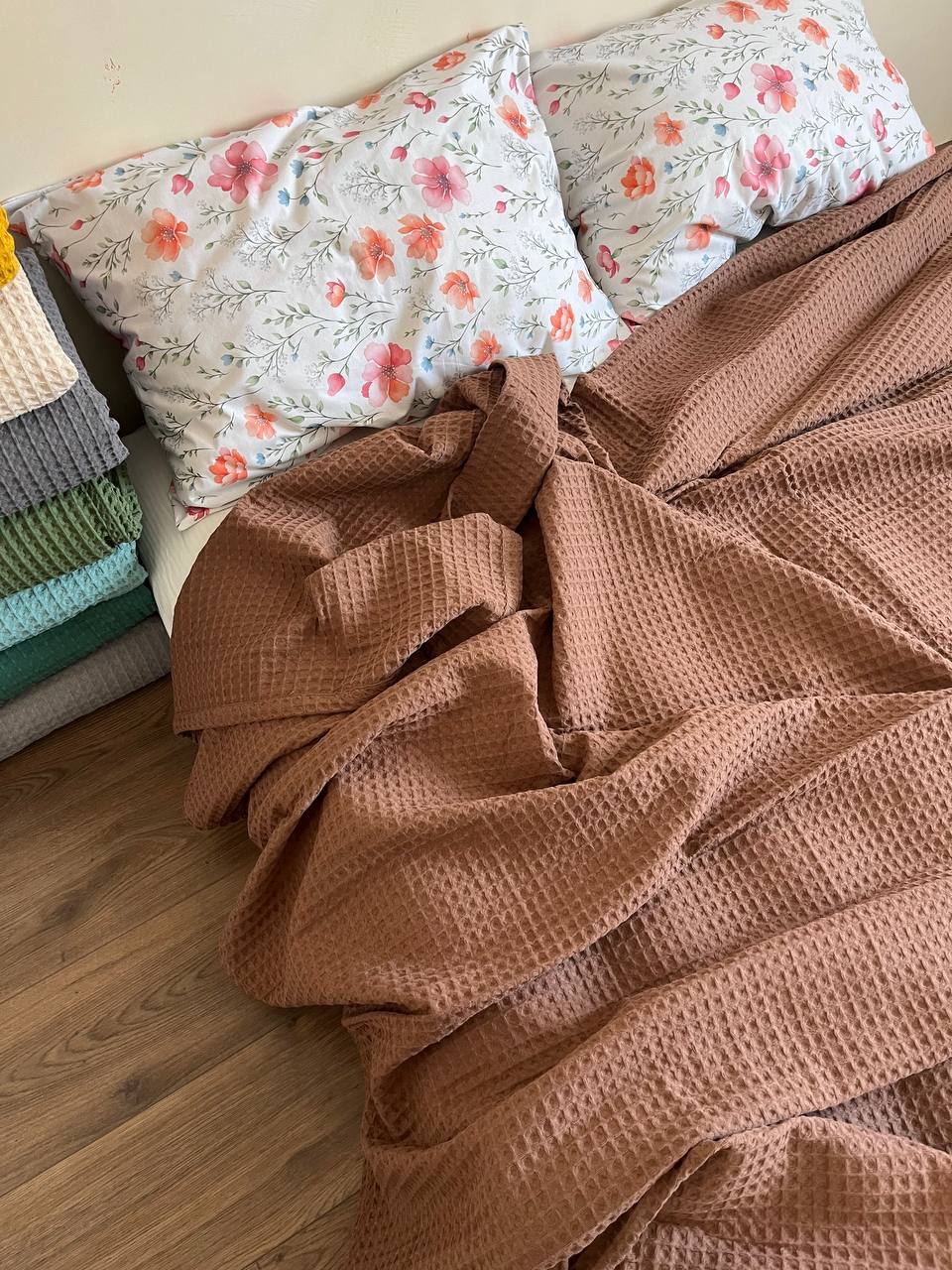 Шоколадне вафельне покривало на ліжку розмірів 160 x 210, 180 x 220, 200 x 230, 220 x 240, 230 x 260, 230 x 280