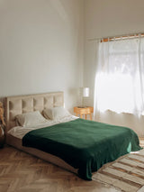 постільна білизна з зеленим покривалом