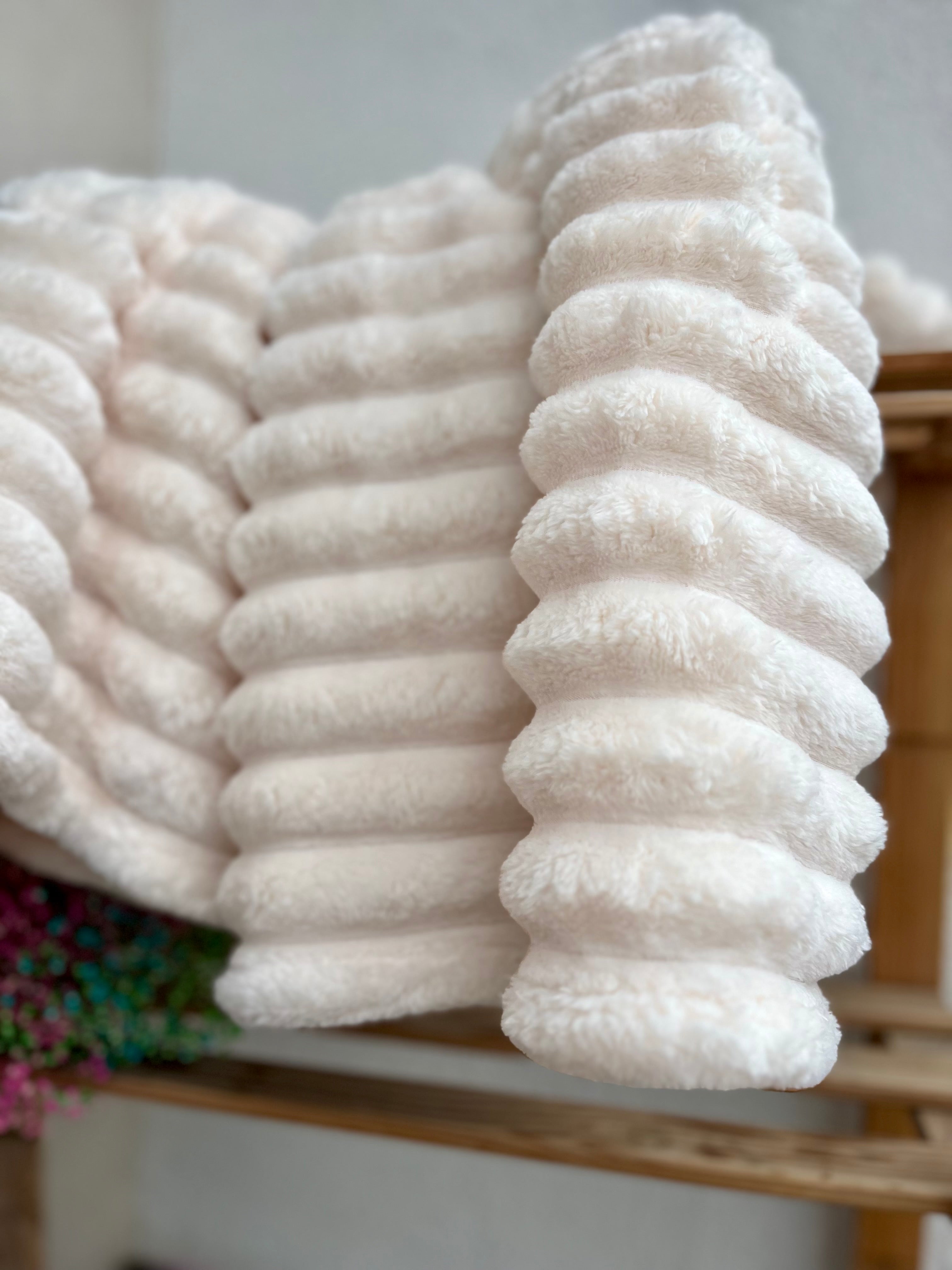 Плюшевий плед Cloud