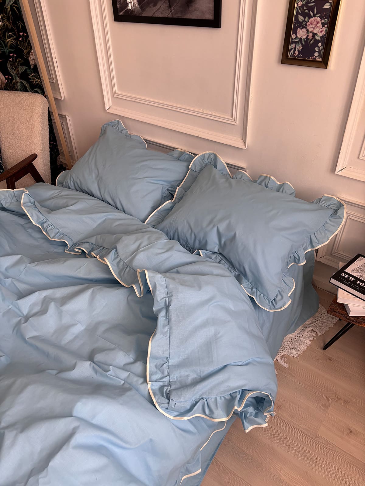 Комплект постільної білизни із бязі Sky з рюшами