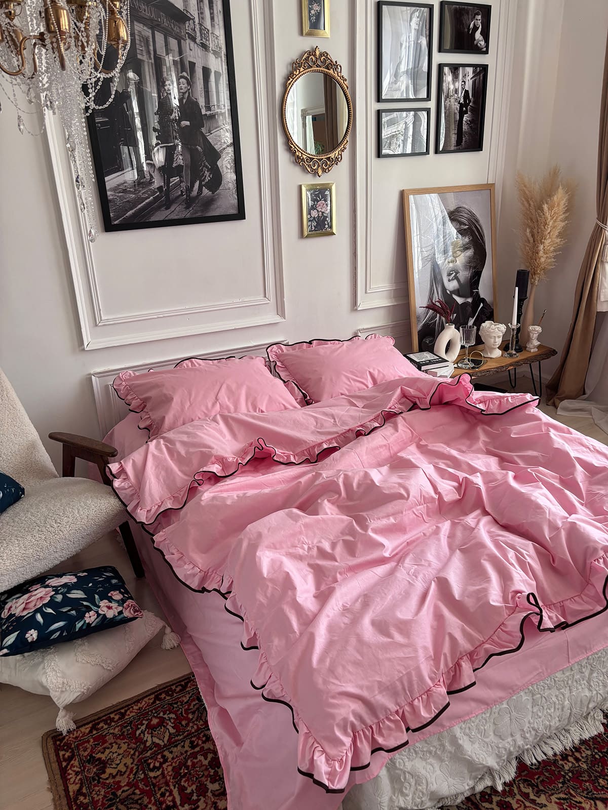 Комплект постільної білизни із бязі Barbie з рюшами