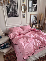 Комплект постільної білизни із бязі Barbie з рюшами