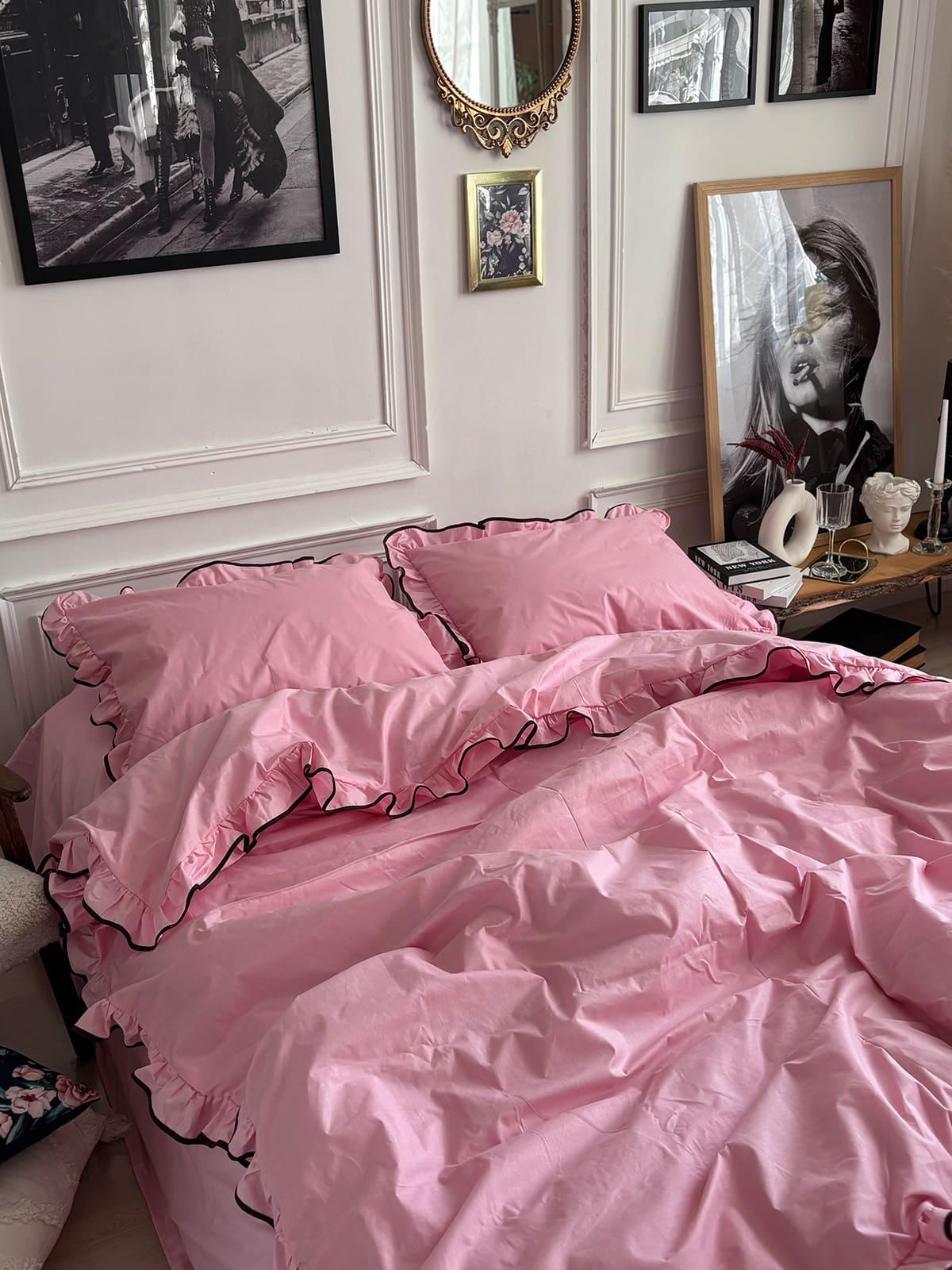 Комплект постільної білизни із бязі Barbie з рюшами