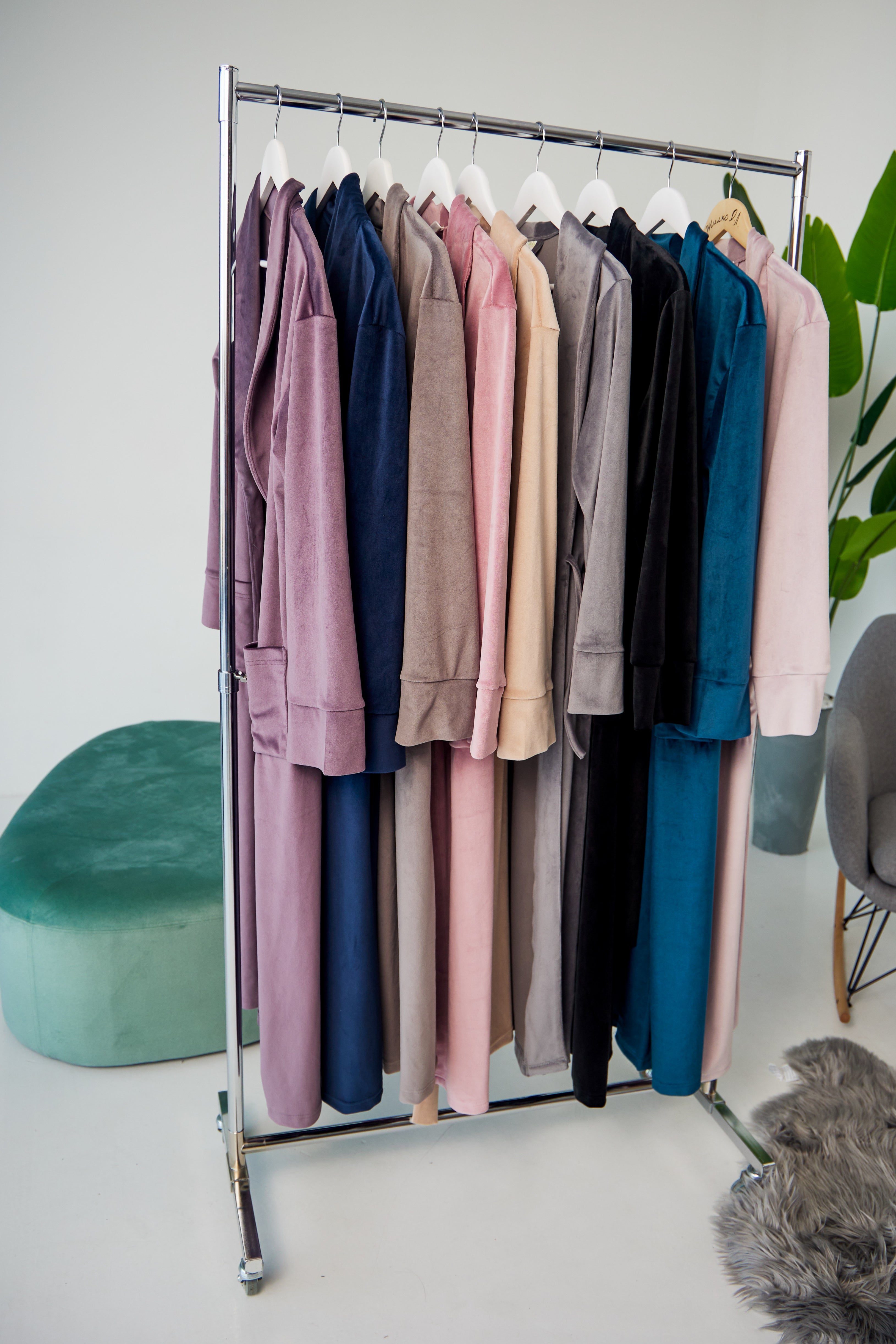 Жіночий халат велюровий Laura