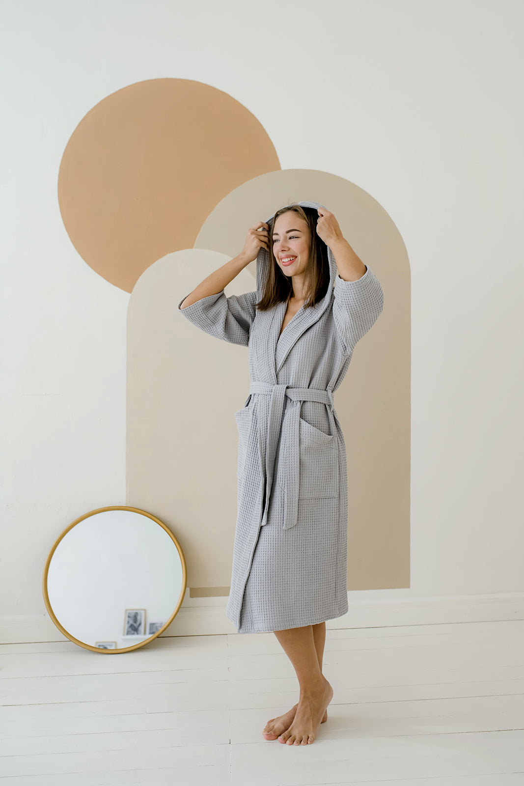 Жіночий халат вафельний з капюшоном