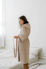 Жіночий халат вафельний з капюшоном