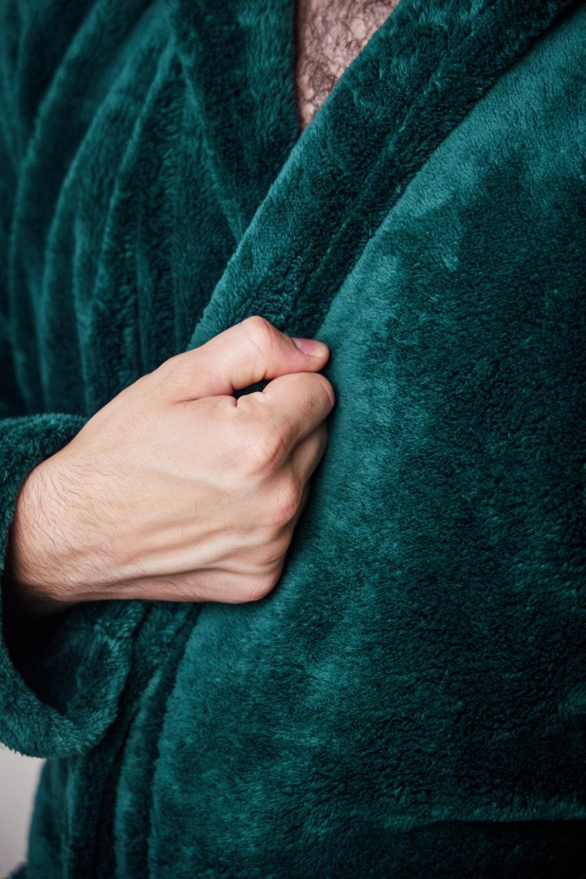 Чоловічий халат з велсофту однотонний