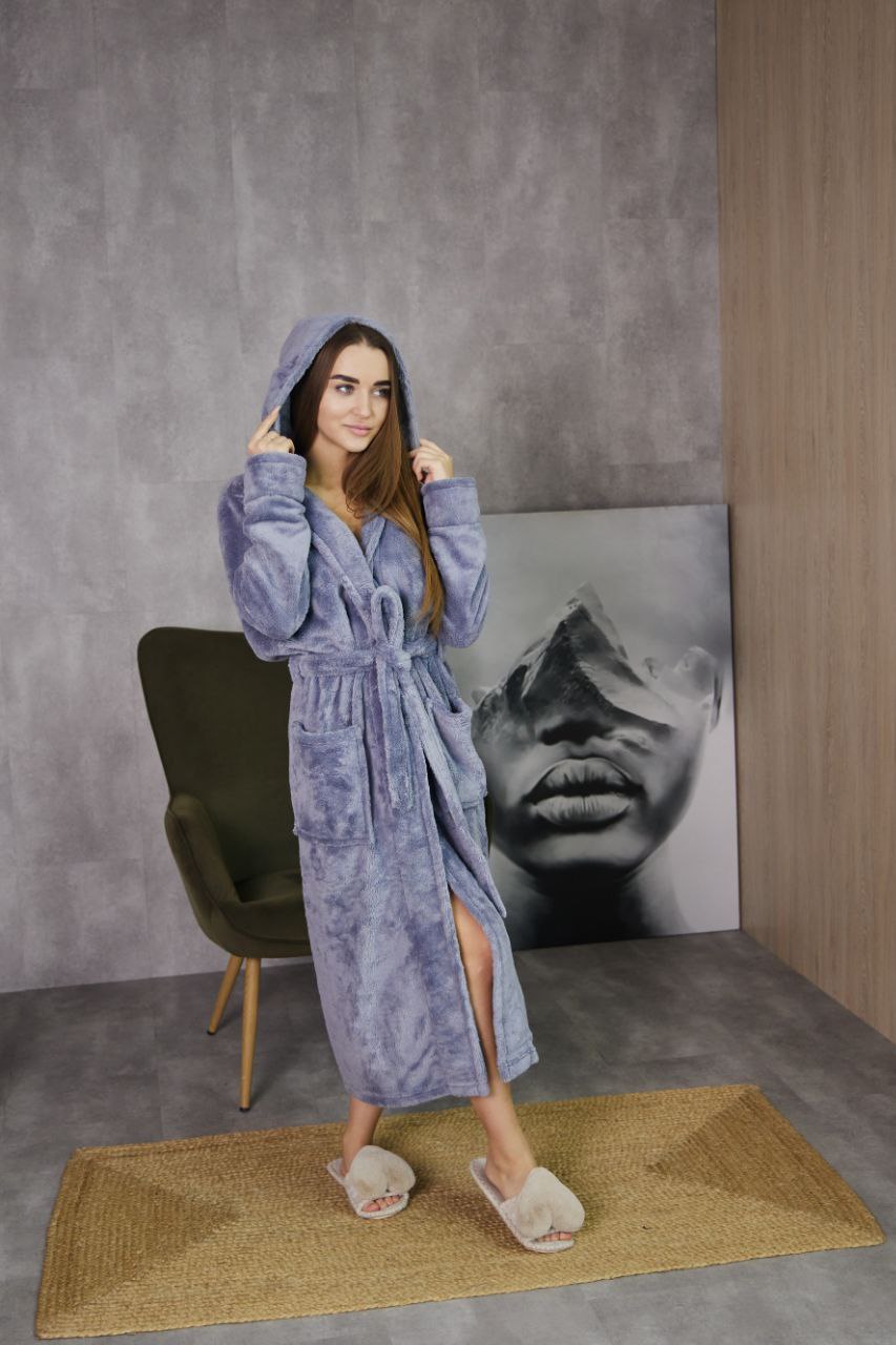 Жіночий халат з велсофту однотонний